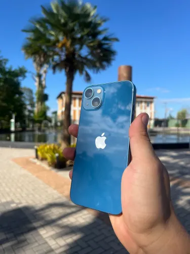 iPhone 13 Azul 128GB - Bem Conservado, Funcionando Perfeito