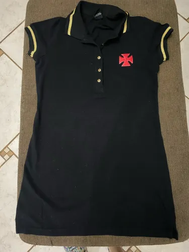 Vestido polo oficial do Vasco
