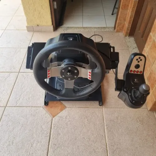 VOLANTE LOGITECH G27 + PS3 SLIM + SUPORTE EXTREME RACING  + KIT MOVE + JOGOS