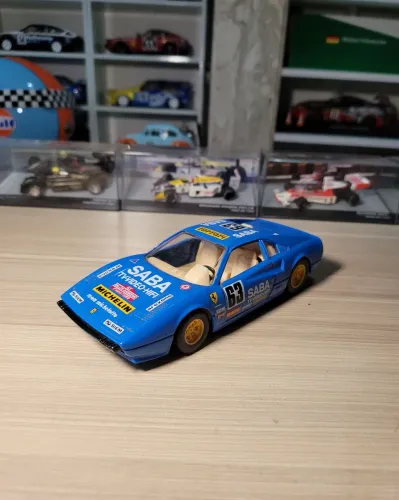 Miniatura 1:24 Ferrari 308 Gtb burago race