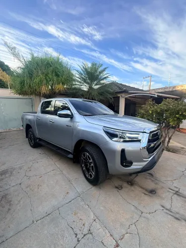 Toyota Hilux CD SRX 4X4 2.8 TDI 16V Diesel Aut. 2022