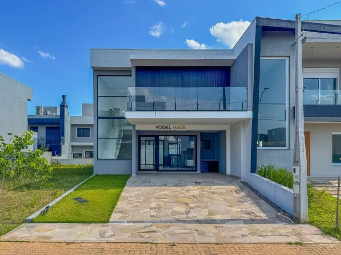 Casa em Condomínio à venda em Cachoeirinha - Central Park - Semimobiliado - 3 suítes REF: