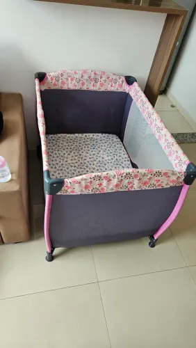 Berço chiqueirinho com colchão NOVO - SOMENTE UMA ALTURA