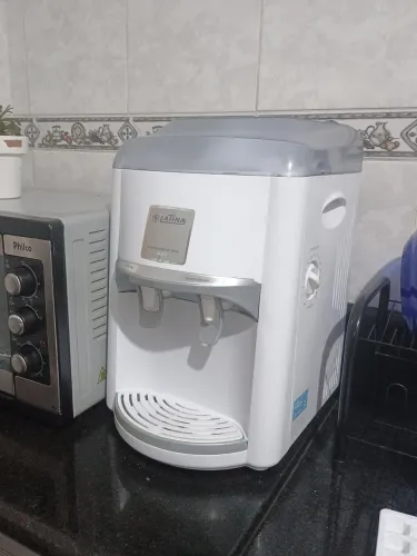 Vendo Purificador de Água Latina