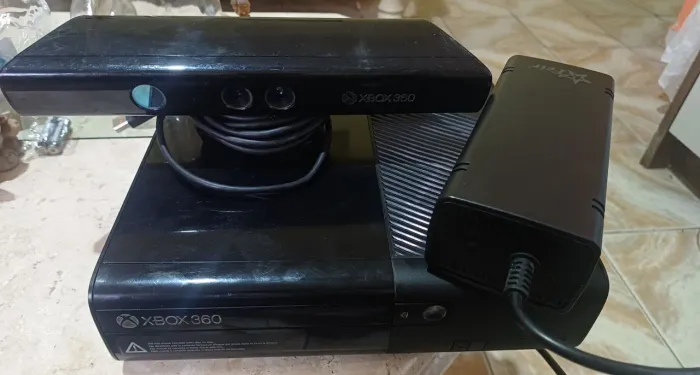 Xbox 360 Super Slim leia a Descrição