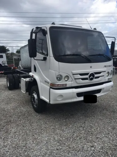 Mb Accelo 1016 chassi 2013