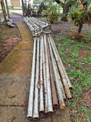 Estrutura para tenda 10x10 - sem lona