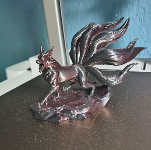 RAPOSA DE 10 CAUDAS - BONECO COLECIONÁVEL 3D