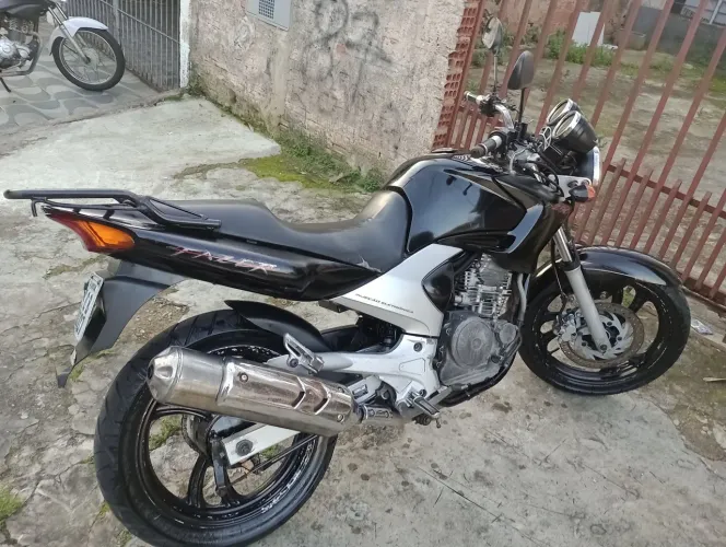 Fazer 250 2008 único dono doc. Recibo ok R$8.000