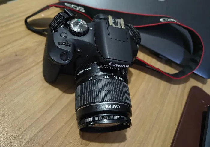Canon T7 + lente 18-55mm