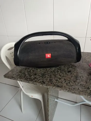 VENDO JBL BOOMBOX 1,LEIAM A DESCRIÇÃO!