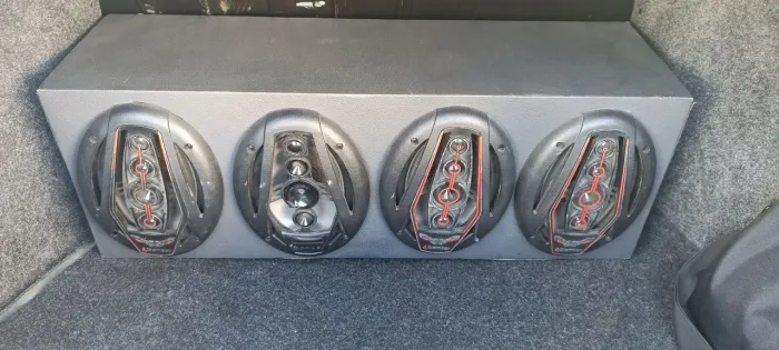 Som automotivo e modulo TS400