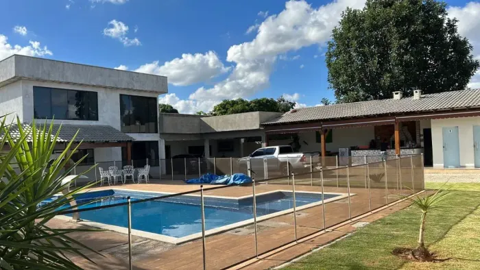 EXCELENTE SOBRADO CONDOMINIO PALMEIRAS,4 quartos em Ponte Alta Norte - Brasília - DF