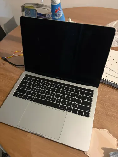 Macbook Pro 2016 (com defeito)