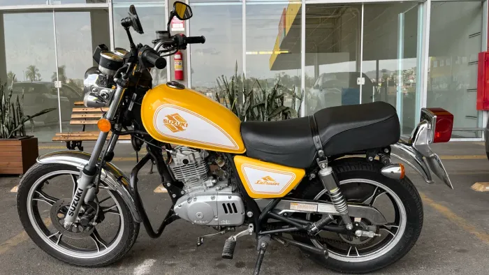 Suzuki Intruder 125 ano 2011 super conservada