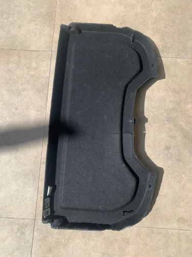 Tampão do bagageiro Renault Kwid 2020