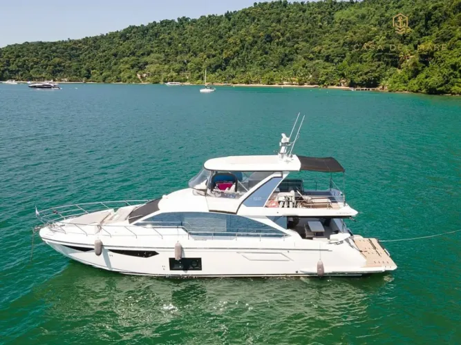Azimut 62 2022