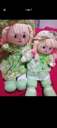 Boneca de tecido 