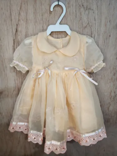 Vestido salmão veste M até 7 meses