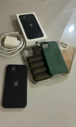 iPhone 11 64GB Preto | Impecável | Única Dona | Caixa Original
