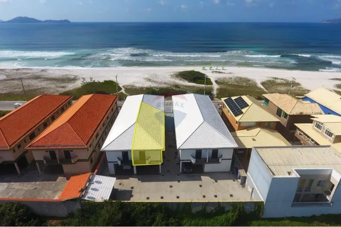 À venda: Apartamento com RGI de frente para a praia em Dunas do Foguete, Cabo Frio, por R$