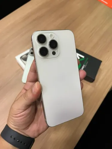 iPhone 15 pro maxx 256gb impecável / levo até você