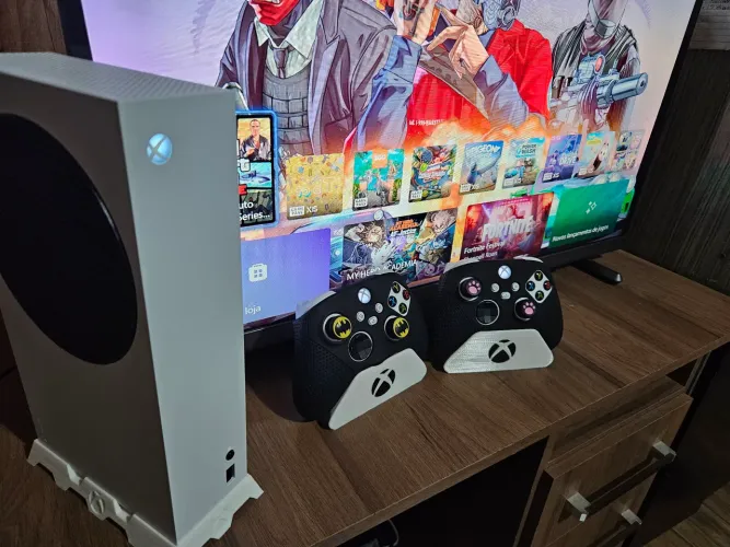 Xbox Series S 512GB - Semi Novo + 2 Controles
