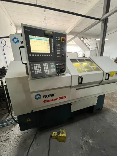 Torno Centur 30D Romi