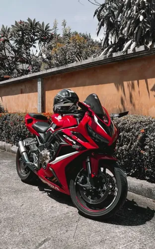 Honda CBR 650