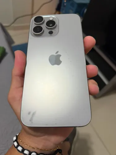 iPhone 15 pro Max 256g cor titanium