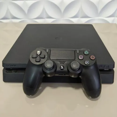PlayStation 4 Slim - 2 controles