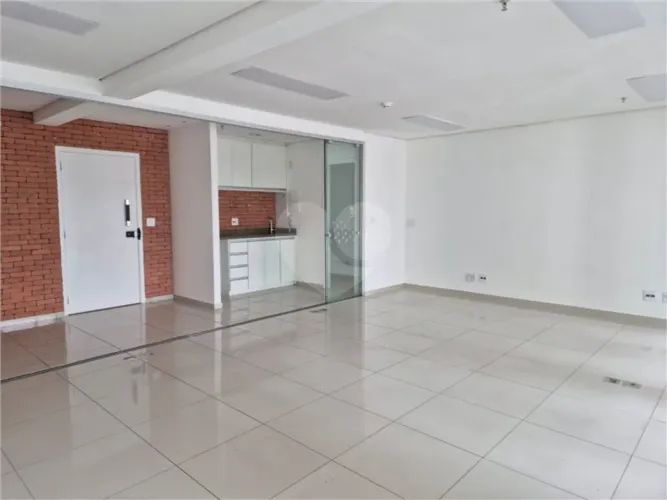 Salas à venda em Aclimação - SP