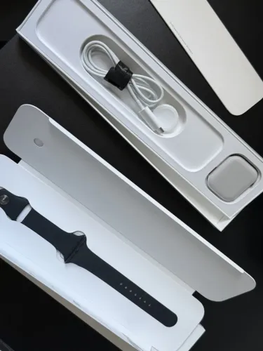 Apple Watch Series 8 45mm Aço Inox Grafite GPS+Cellular - com caixa