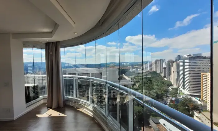 Apartamento para Locação com 89m² de área útil 2 Suítes Sacada Integrada e 2 Vagas de Gara