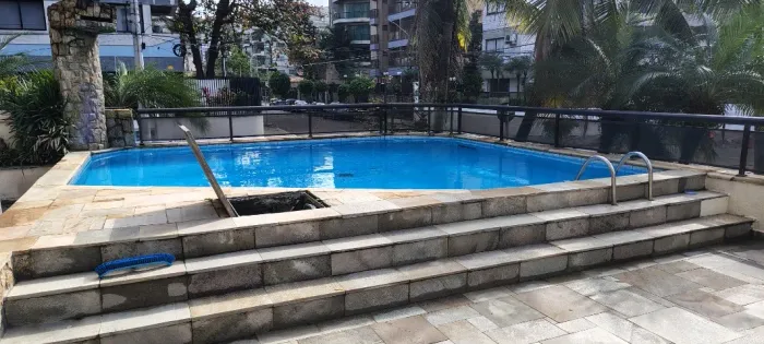 apto 3 suites ao lado do casa grande hotel guarujá