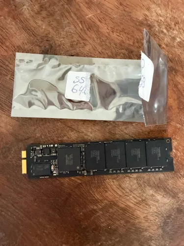 SSD de 64GB Macbook Air A1370 (usado)