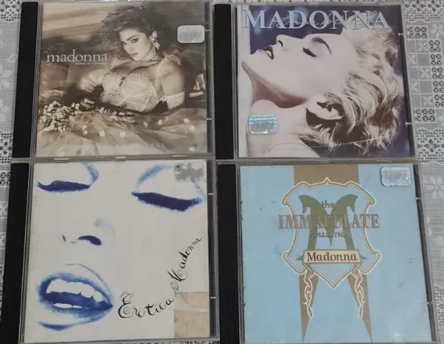  CD's de Madonna - R$30,00 cada