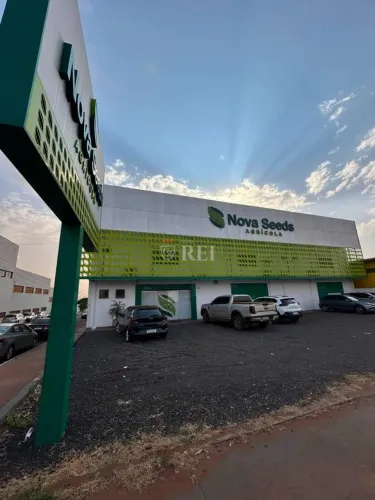 Sala Comercial com 40 m² Av. Pauzanes