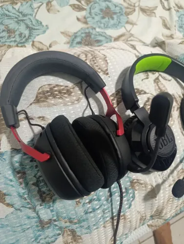 hyperx cloud 3 e JBL Quantum 360x