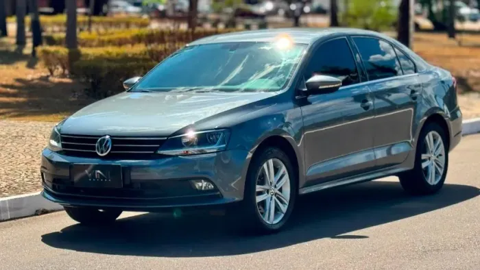 Volkswagen Jetta Highline 2.0 TSI 16V 4P Tiptronic 2017