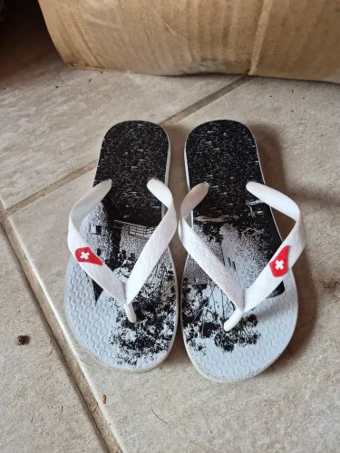 Chinelo grendene 27/28