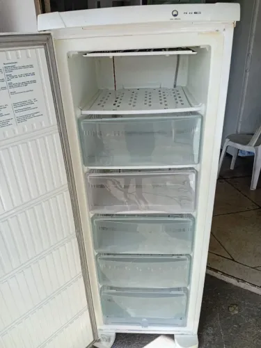 Freezer, vertical, Electrolux, 173L 