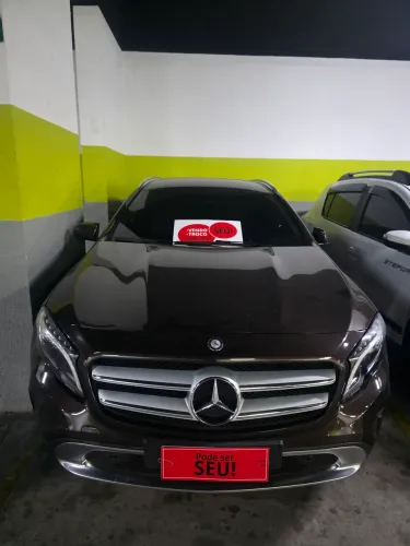 Mercedes-Benz GLA 200 Adv. 1.6/1.6 TB 16V Flex Aut. 2015