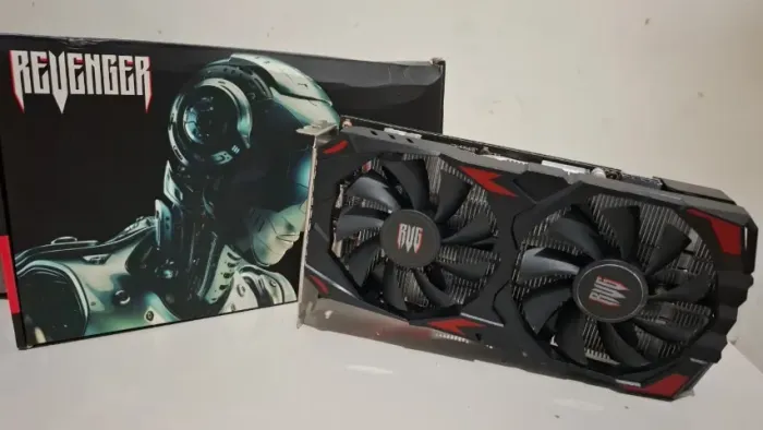 Placa de Vídeo RX 580 2048sp 8GB Revenger