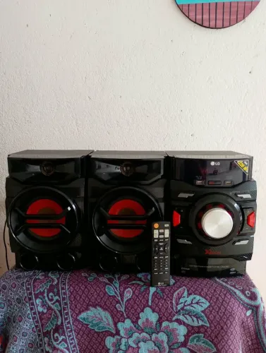 Mini System LG XBOOM CM4350