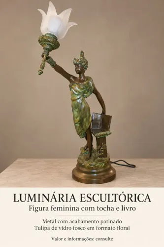 Luminária de escultura em petit bronze 70 cm. 