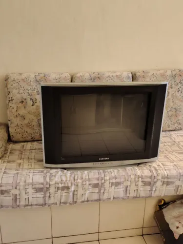 Tv Samsung 29 tela plana muito nova, acompanha conversor Intelbras.