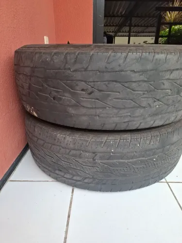 Pneu pra vender rápido 