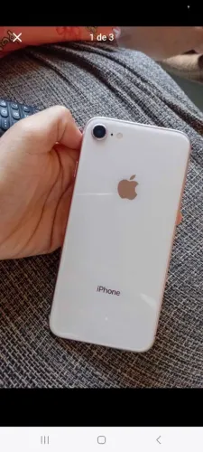 IPHONE 8
