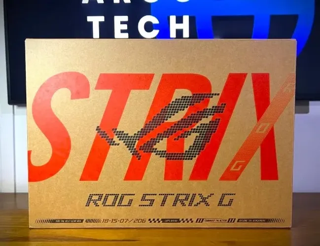 Notebook Gamer ASUS ROG STRIX G16 (LACRADO) / RTX5060 / CORE I9 / TELA: 2.5k, 240hz